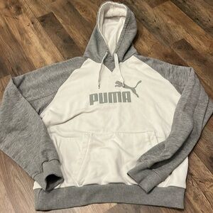 Men’s Puma hooded sweatshirt MEDIUM